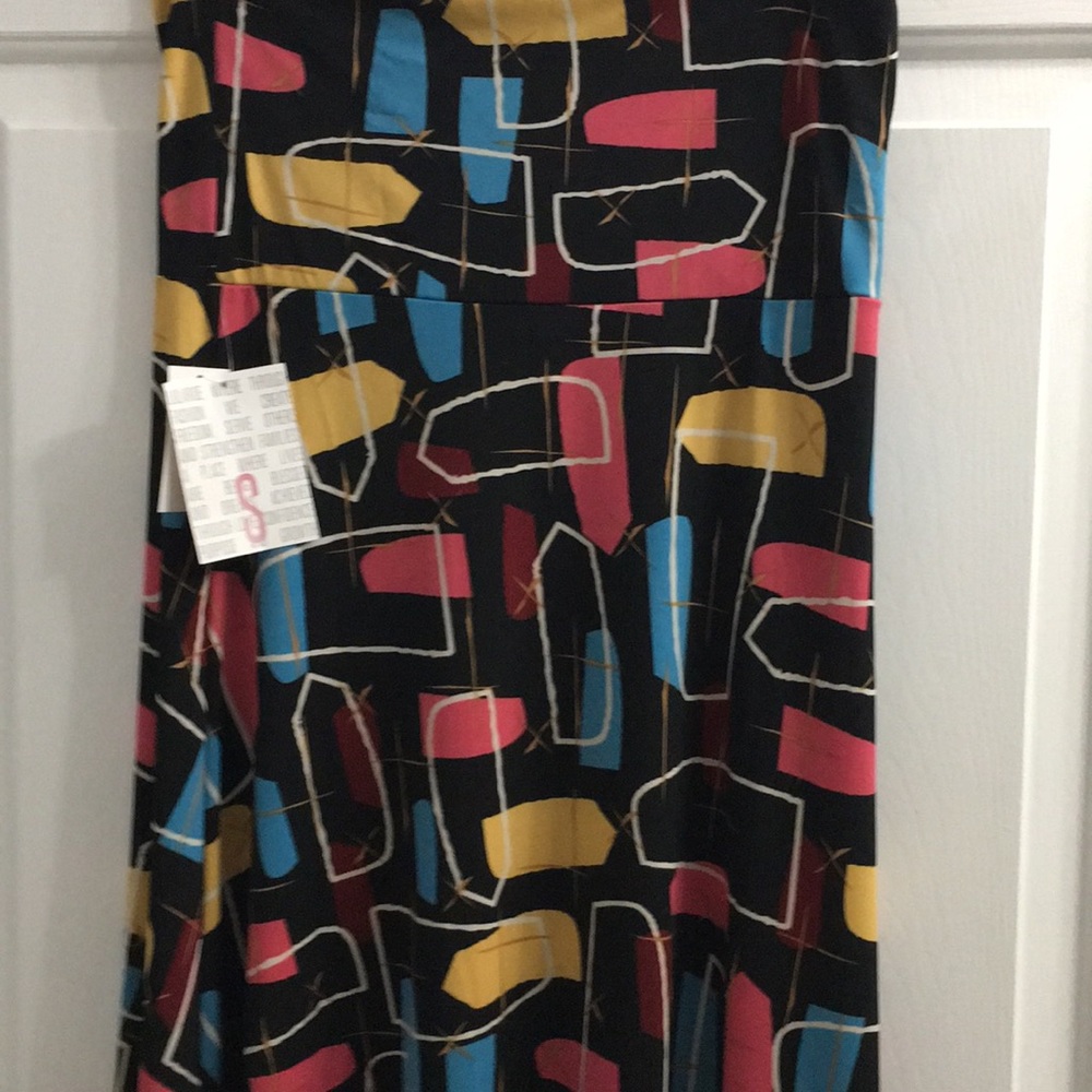 💕BEAUTIFUL BNWT LULAROE SMALL MAXI SKIRT💕